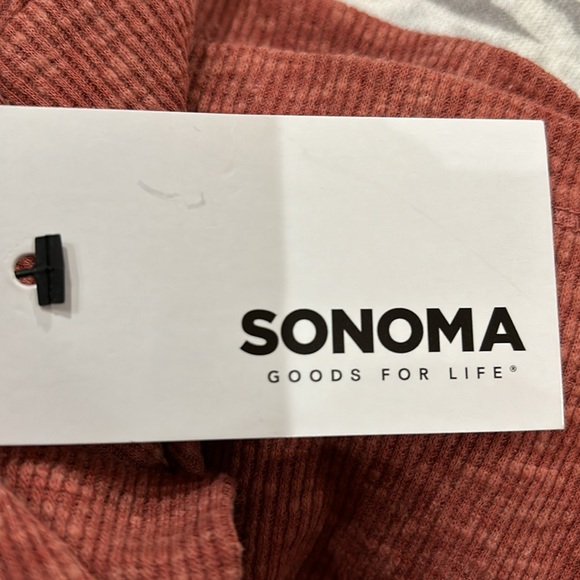 NWT XL Heathered Henley Like a burnt orange color-Great for Fall! - Picture 3 of 5